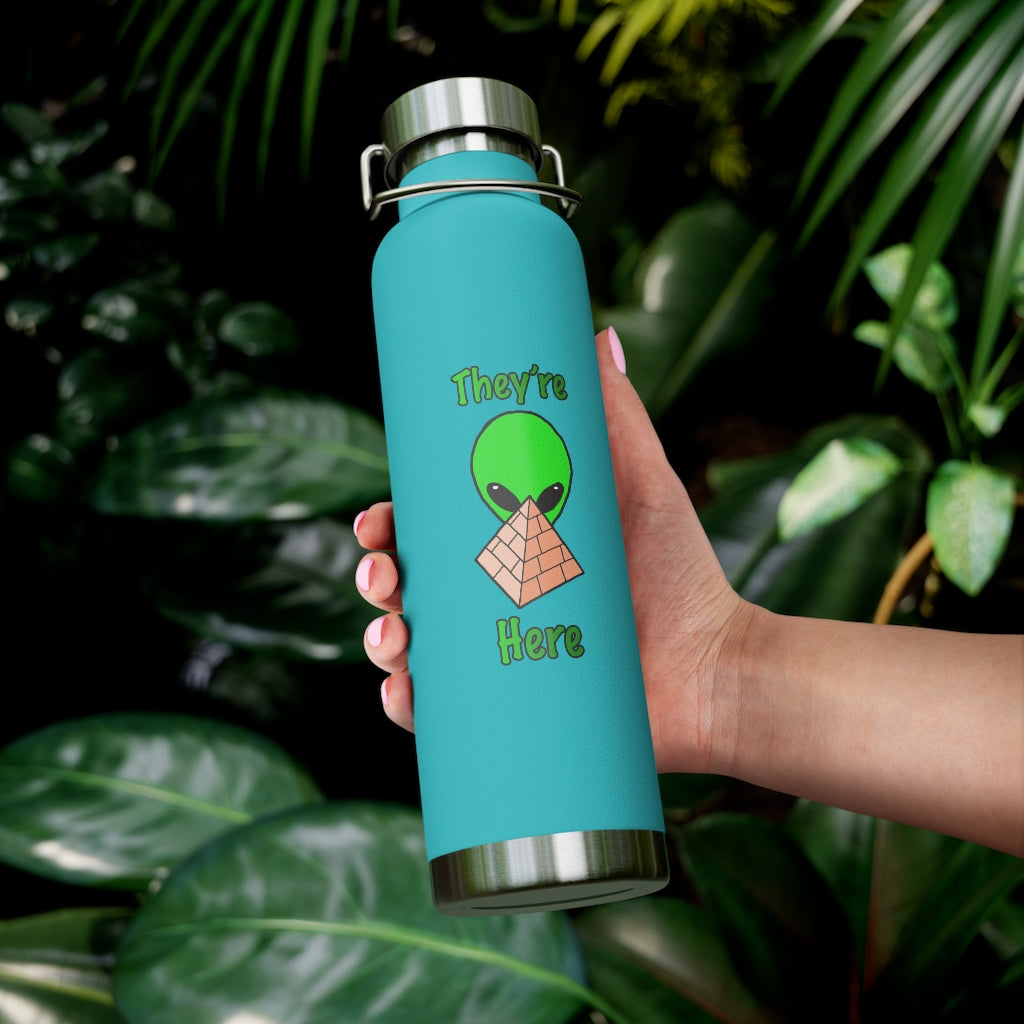 Green Alien 22oz Vacuum Insulated Bottle