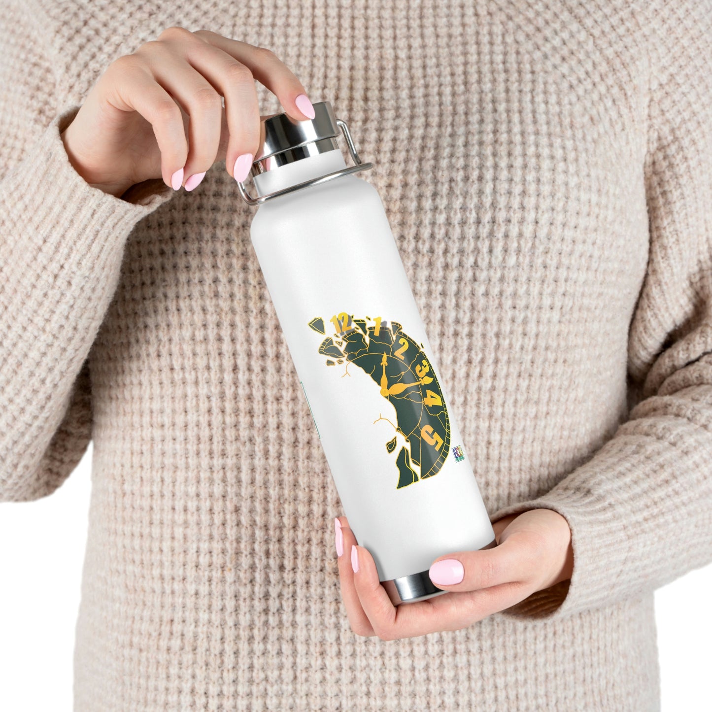 Broken Clock 22oz Vacuum Insulated Bottle