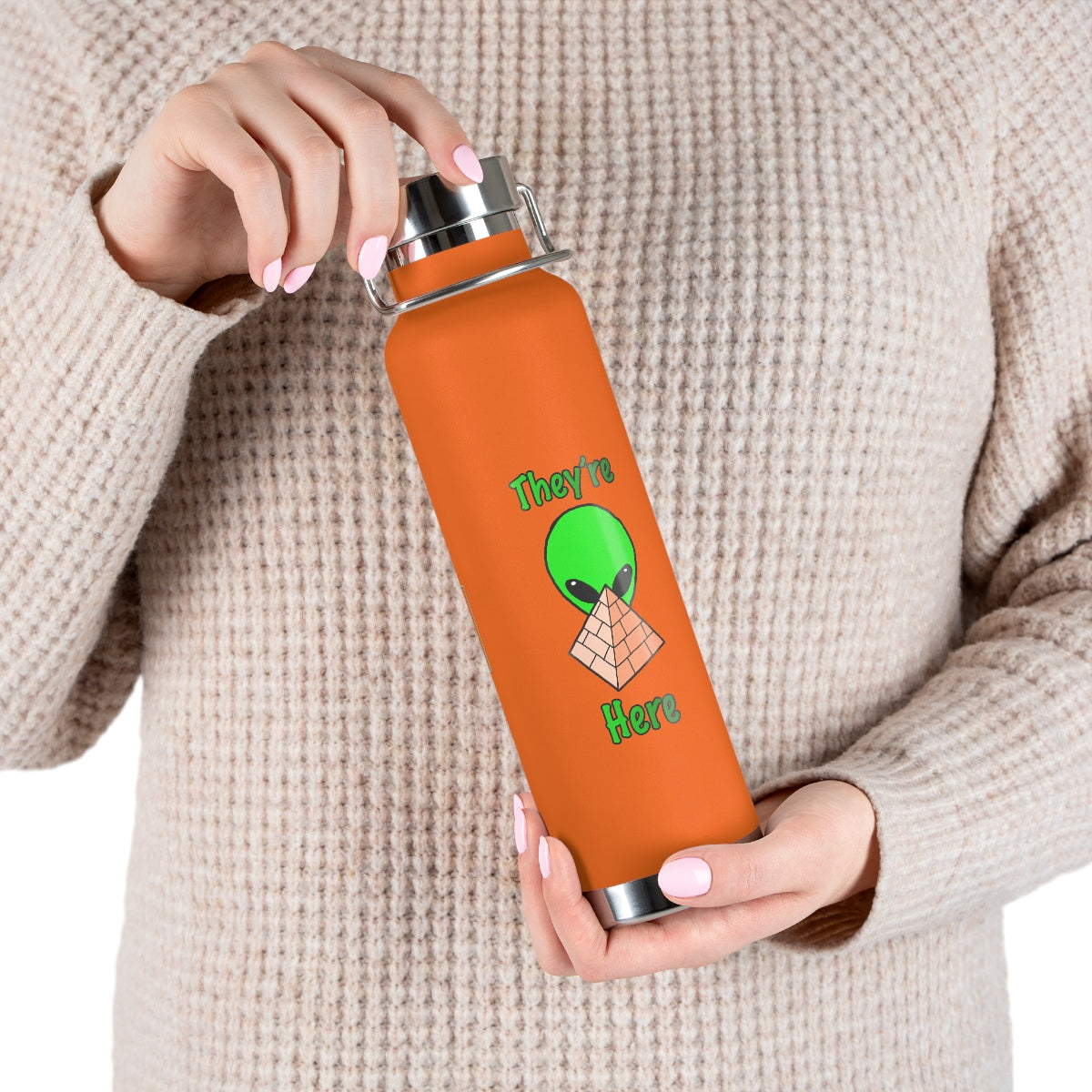 Green Alien 22oz Vacuum Insulated Bottle