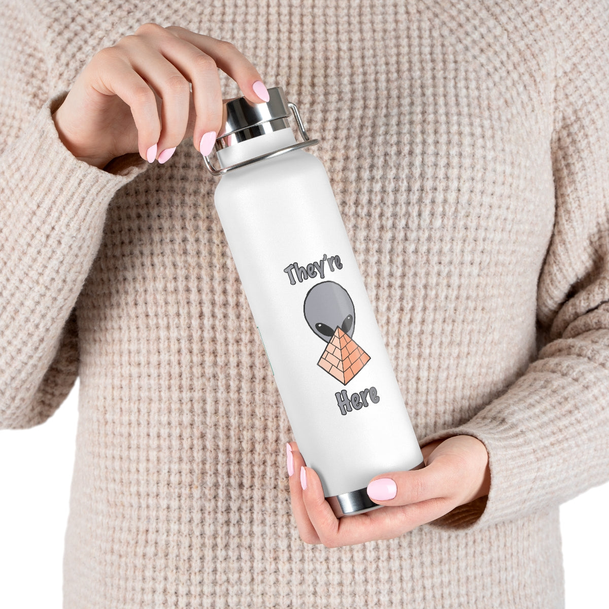 Gray Alien 22oz Vacuum Insulated Bottle