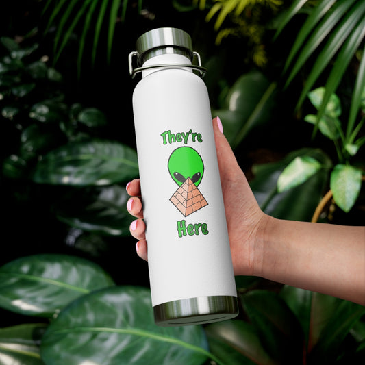 Green Alien 22oz Vacuum Insulated Bottle