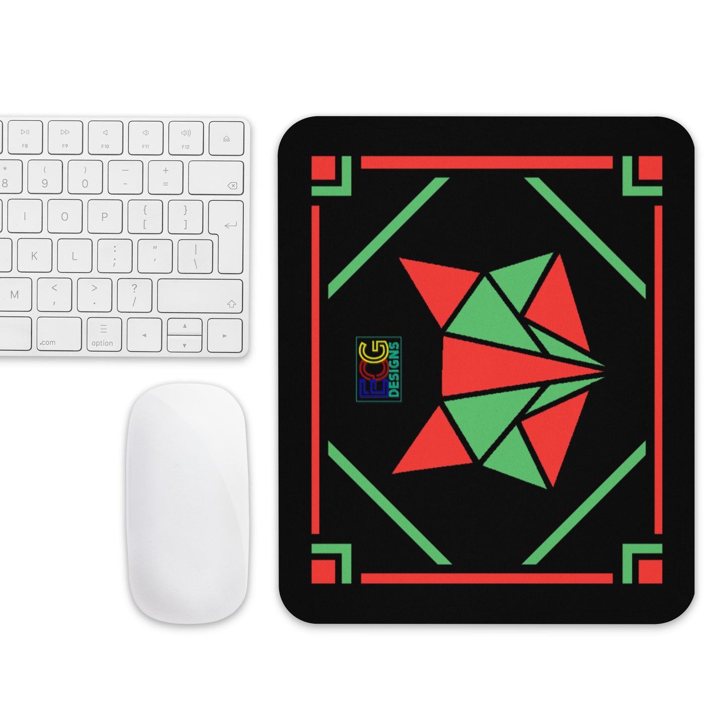 Red and Green Box Fox Mouse pad