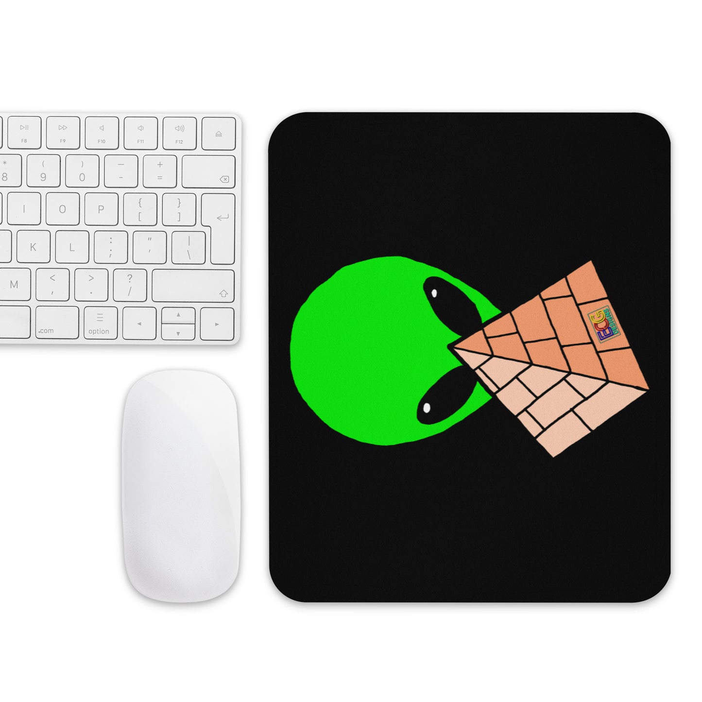 Green Alien Pyramid Mouse pad