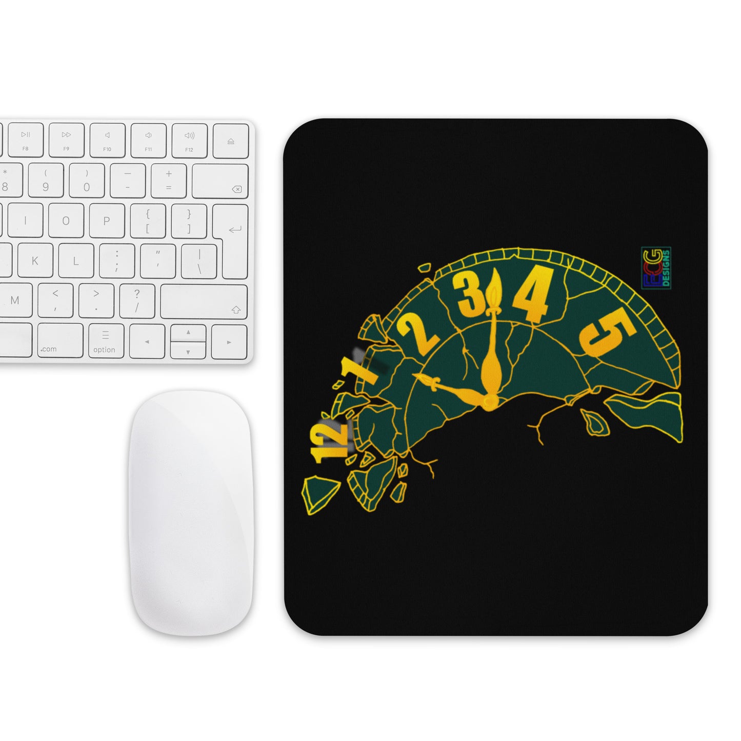 Broken Clock Mouse pad