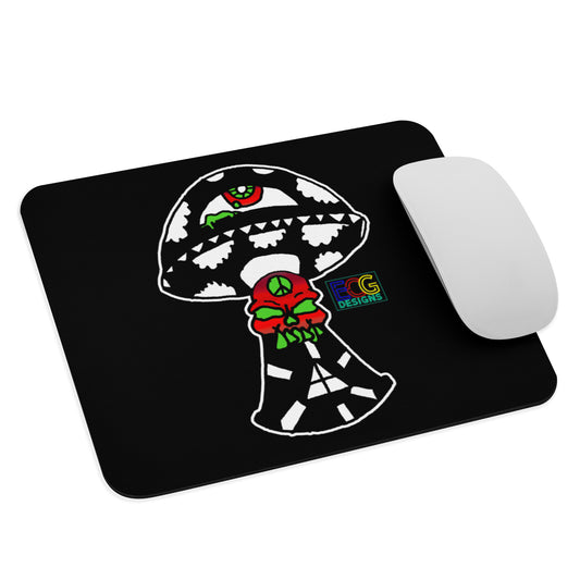 Black and White Skull Shroom Mouse pad