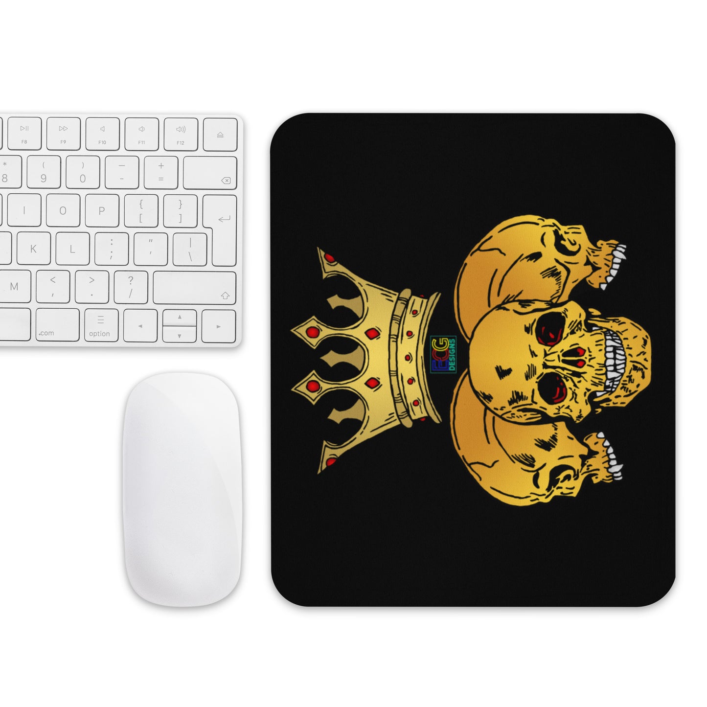 Triple Skull Crown Mouse pad